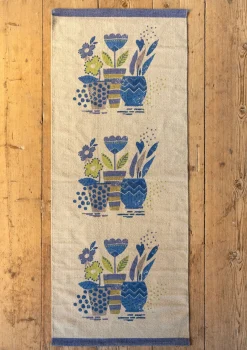 Gudrun Sjödén Bedruckter Läufer „Flower pots“ aus Bio-Baumwolle