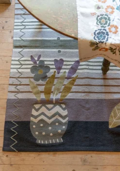 Gudrun Sjödén Bestickter Teppich „Flower bed“ aus Bio-Baumwolle