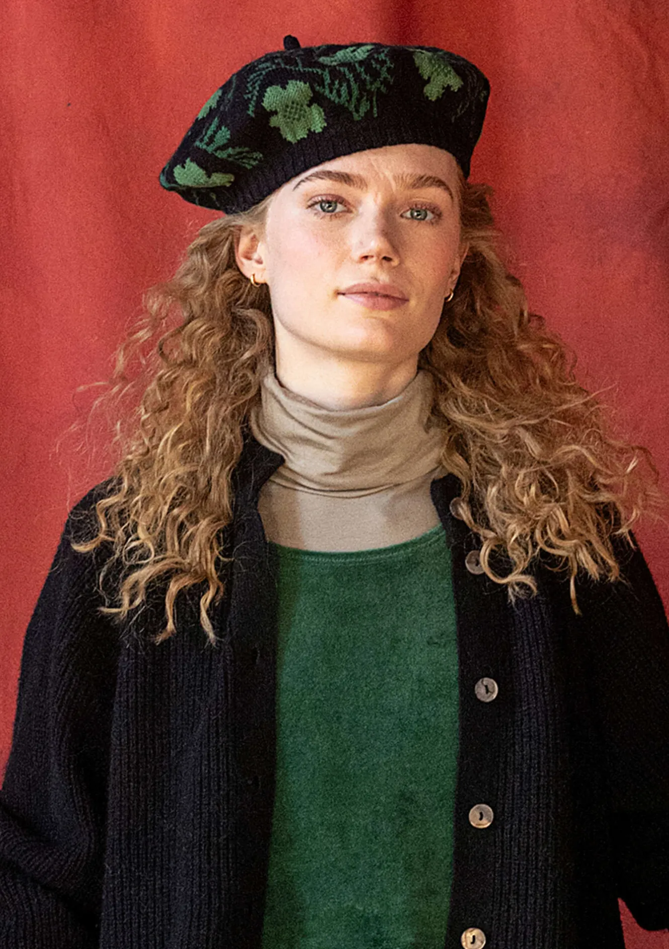 Gudrun Sjödén Gestrickte Baskenmütze „Gnistra“ aus Alpakawollgemisch/Bio- und Recycling-Baumwolle