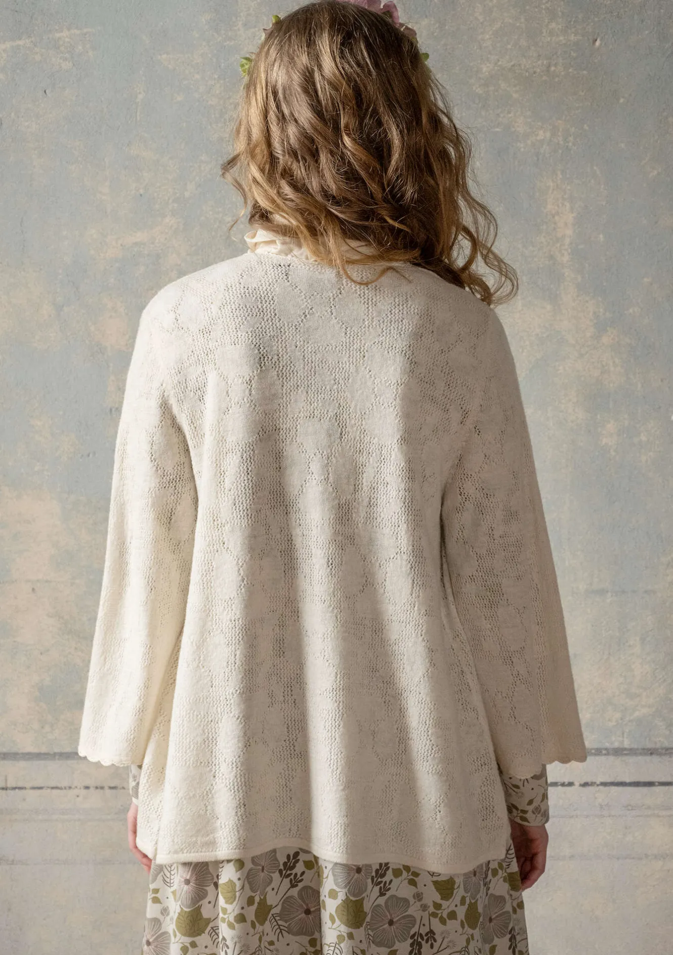 Gudrun Sjödén Pointelle-Strickjacke „Blomstra“ aus Bio-Wolle