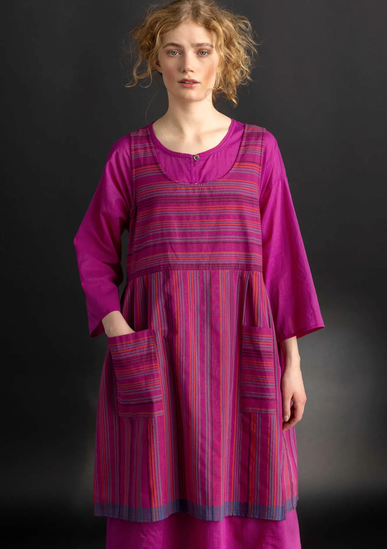 Gudrun Sjödén Schürzenkleid „Ava“ aus Bio-Baumwollgewebe