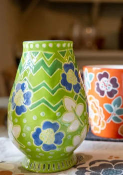 Gudrun Sjödén Vase „Wild rose“ aus Keramik