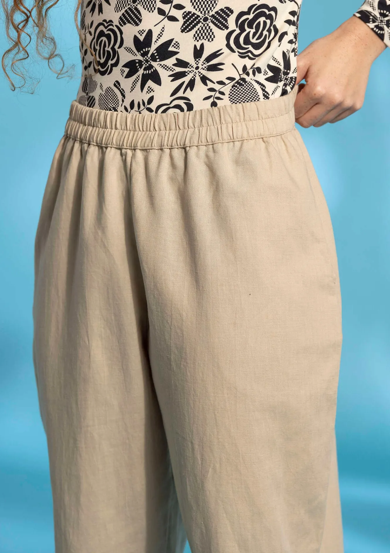 Gudrun Sjödén Webhose aus Bio-Baumwolle/Leinen