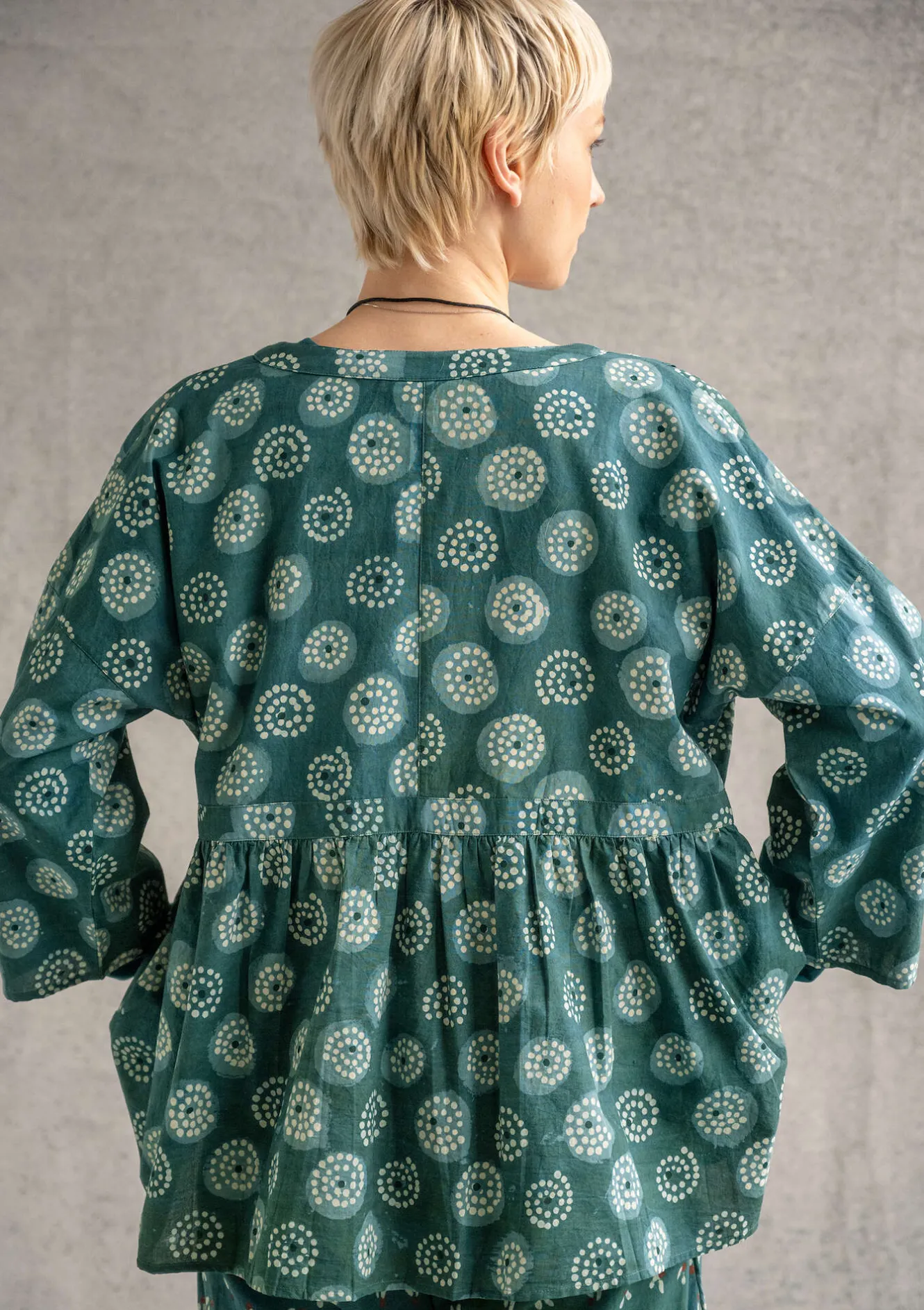 Gudrun Sjödén Wickelbluse „Clay“ aus Bio-Baumwolle